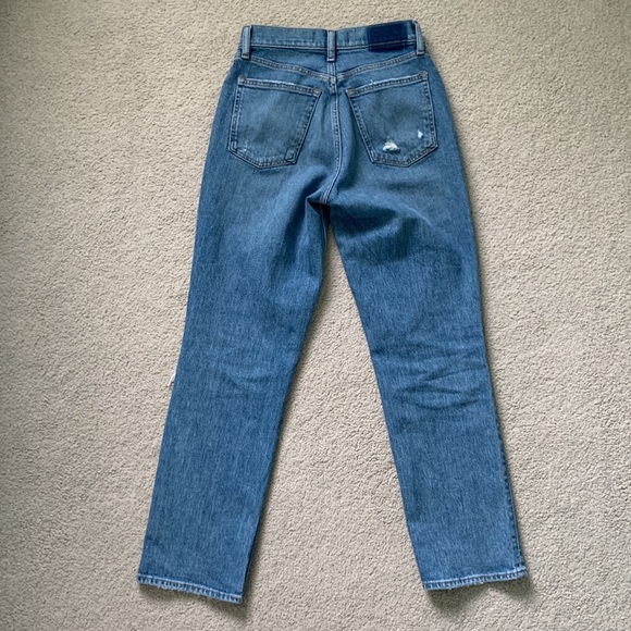 Abercrombie & Fitch Curve Love 90’s Straight Low Rise Jeans - Picture 6 of 6